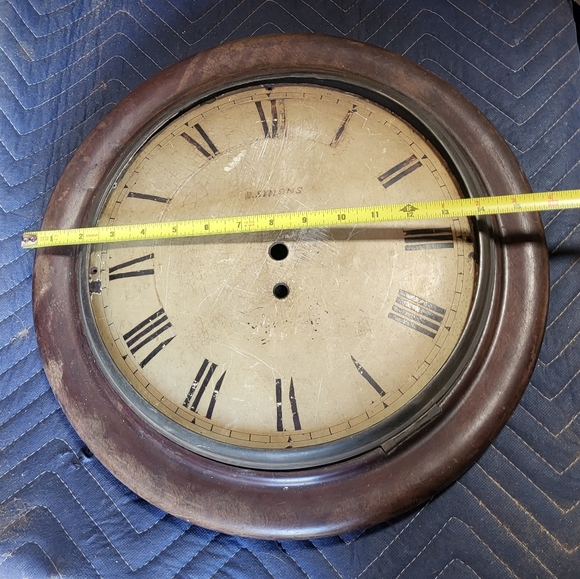 Antique Vintage Clock - Picture 2 of 4